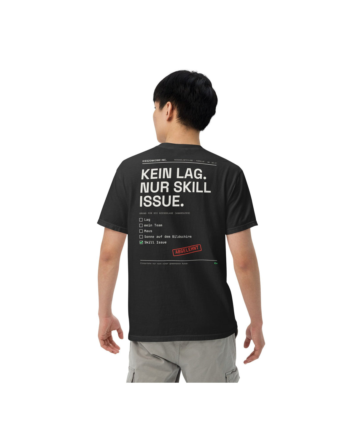 T-Shirt Skill Issue HR in schwarz — am Model
